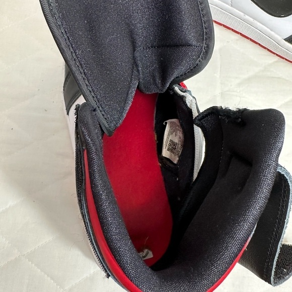 Nike Air Jordan 1 Hi FlyEase Mens Size 8.5 Sneakers White Black Red Shoes - Picture 13 of 16